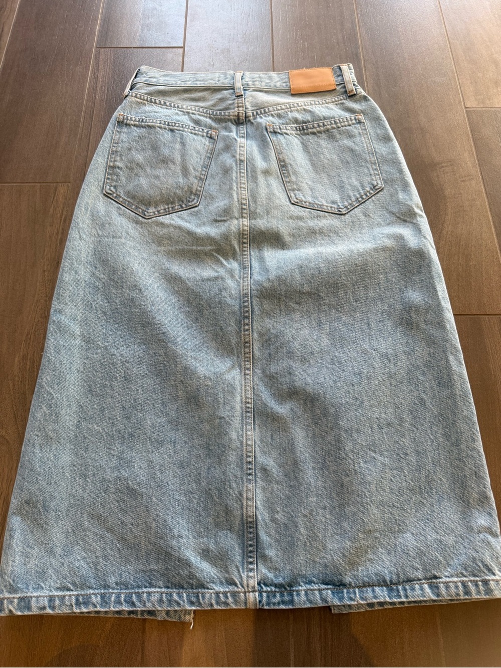Denim Forum The '90s Halle Denim Skirt size 26 aritzia - Picture 5 of 6